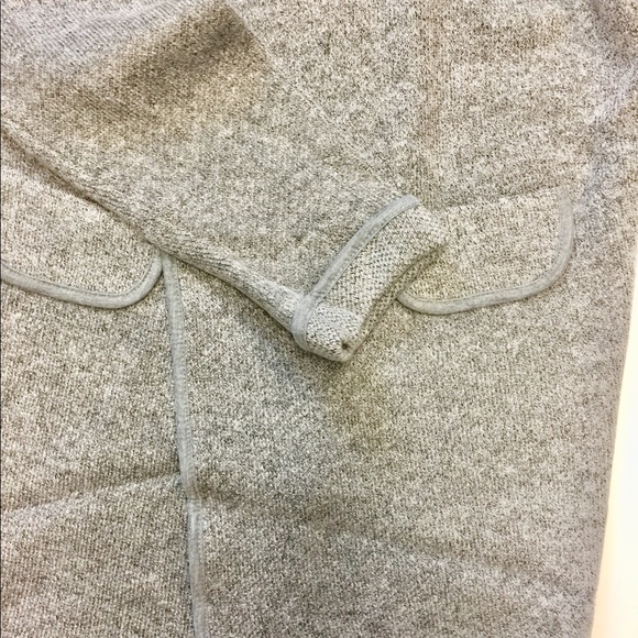 Gray cardigan - Picture 3 of 3